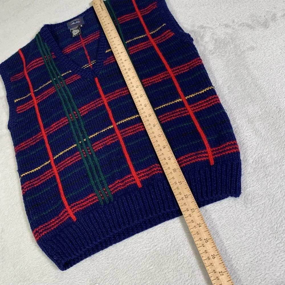 Vintage Allen Solly Sweater Vest Mens S Blue Plaid V Neck 100% Wool Knit Uruguay